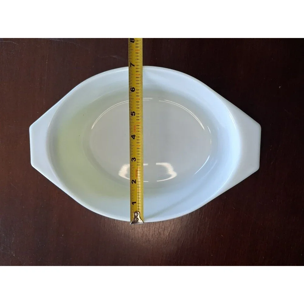 PYREX Oval Casserole  1-1/2 qt Avocado